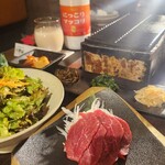 炭火焼肉 金の肉人 - 