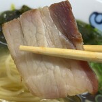 ぎょうざ専門店 英 - チャーシューリフト