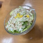Kissa Namiki - セットのサラダ