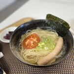 甲州地どり市場 軽食コーナー - やまなし源水ラーメン