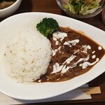 キッチン ブルー グローブ - 上から、いつもの皿ですね