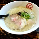 博多ラーメン 琥家 - シロ(普通)