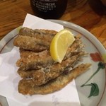 びっくりうどん - 〈2013/11〉しこいわし唐揚げ（250円） 揚げたてサクサク、安っい！！