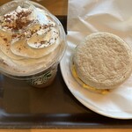 スターバックスコーヒー - ソーセージマフィンスクランブルエッグ。