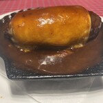 洋食 キムラ - デミグラスソースたっぷりのチーズハンバーグ。