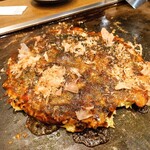 Okonomiyaki Tsunagu - イカ明太子玉大盛り(お好み焼き)　950円＋200円