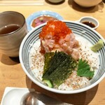 日本橋海鮮丼 つじ半 - 