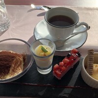 アーティスト カフェ - 至福のデザート