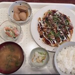 ぷーすけ - お好み焼き定食750円