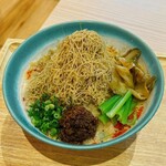 活龍 - 料理写真:笠間栗を絞ったタンタン麺