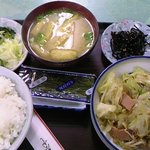 ニュー玉川 - 【夜】野菜炒め定食
