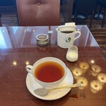 THE DARJEELING - 綺麗な紅茶で美味しかったです！おかわりもできます！