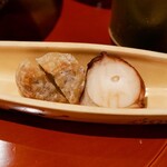銀座 しのはら - 煮蛸  小芋の唐揚げ