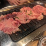 Oosaka Yakiniku Horumon Futago - 