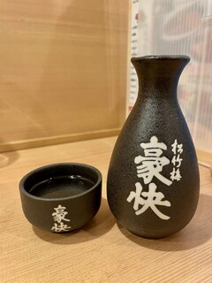 Tsukiji Shokudou Genchan - 追加した熱燗