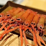 Nihon Ryouri Fuji - いい面構え(^^)
                        赤座海老、相模湾は通年ありますが、駿河湾は12月〜3月が漁期とのこと。グッドタイミングでした！