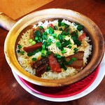 南粤美食 - 「腸詰め干し肉貝柱釜飯」