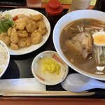 中華飯店 - E 小えび天・ラーメン・ライス(¥850)