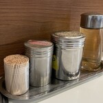 らぁめん ほりうち - 卓上のいろいろ