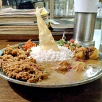Curry bar nidomi - 混盛バスマティライス