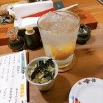 酒呑蕎食〆タグル - ゆずサワー、お通し