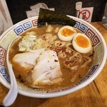 塩そば専門店 桑ばら - オマールとカワハギと牛ホルモンの味噌