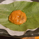 谷旅館 - 緑の朴葉と自家製味噌