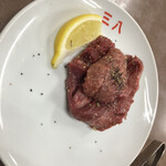 焼肉 三八 本店 - 厚切り塩タン一人前