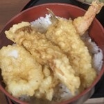 天ぷら・一品 天せい - キス、エビ、イカ、エリンギが1個ずつ