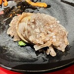 新大久保韓国横丁 マポ豚足 - 唐麺多めのスンデ あっぷ！