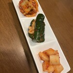 曽根崎ホルモン よう太 - キムチ盛り合わせ