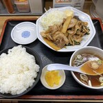 福しん - 生姜焼き定食830円