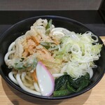 小諸そば  - かき揚げうどん 460円 ♪