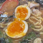 豚骨醤油ラーメン 王道家 - 