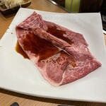 幸せの焼肉食べ放題 かみむら牧場 - 