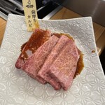 幸せの焼肉食べ放題 かみむら牧場 - 