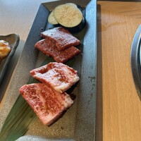 近江うし焼肉 にくTATSU 銀座店 - 