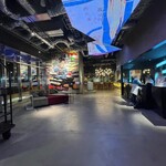aloft HOTELS - 1階フロントロビー