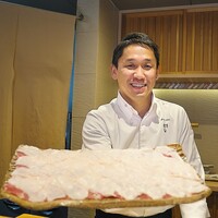 祇園 にし - 熊のお肉は真っ白であるほど高級。この日は大将自信の仕入れでSS級！