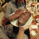 Cafe Lembeek - フランス産ブランド肉（切り分け前）