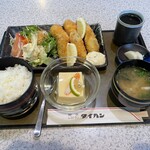 ダイハン - カキフライ定食¥1,350