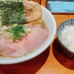 焼きあご煮干しらぁめん はなかぜ - 
