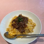 シェフス - 絶品！肉のせ炒飯（1,200円）