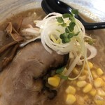 麺屋 エイト - 味噌ラーメンのアップ