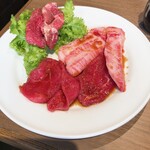 焼肉あきら 本郷本店 - 