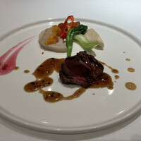 過門香 丸の内トラストタワー店 - 牛肉