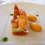 ル・ブルギニオン - スコットランド産オマール海老のサラダと赤ピーマンのムース