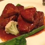 国産牛ヒレステーキ　フォアグラ乗せ4500円