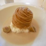 ル・ブルギニオン - 和栗のモンブランとスープ　お米のバヴァロワ添え