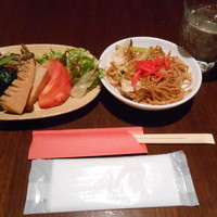 綴 - サラダ、筍の煮物、煮びたしなど